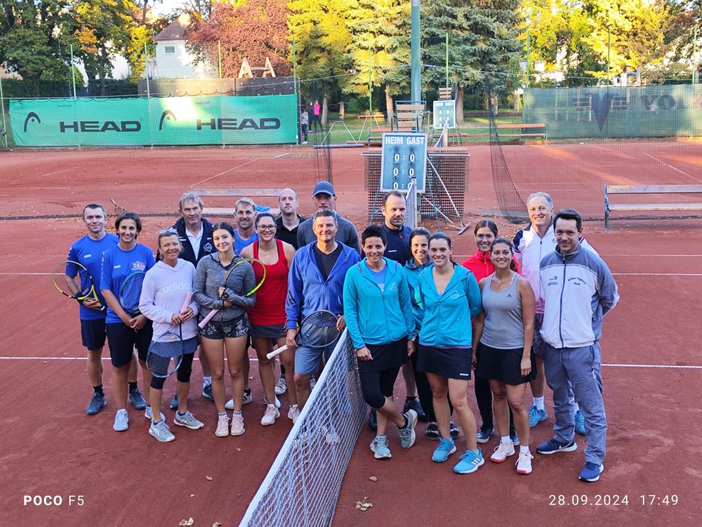 Doppelturnier_Gruppenfoto-2.jpg